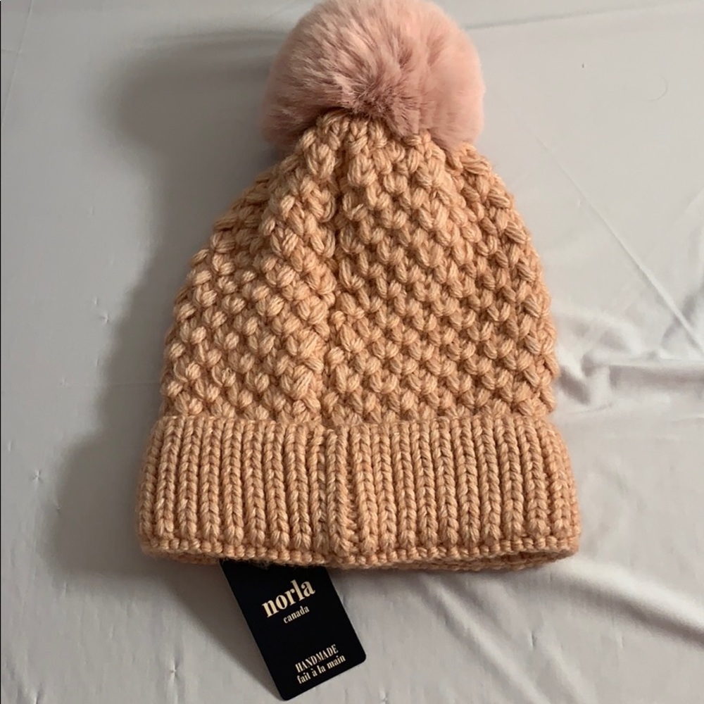 Gorgeous Pink Wool Knit Toque with Pom Pom . - Picture 1 of 5